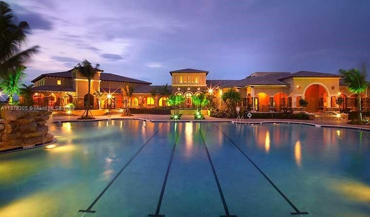 待售: $1,295,000 (6 贝兹, 4 浴室, 3810 平方英尺)