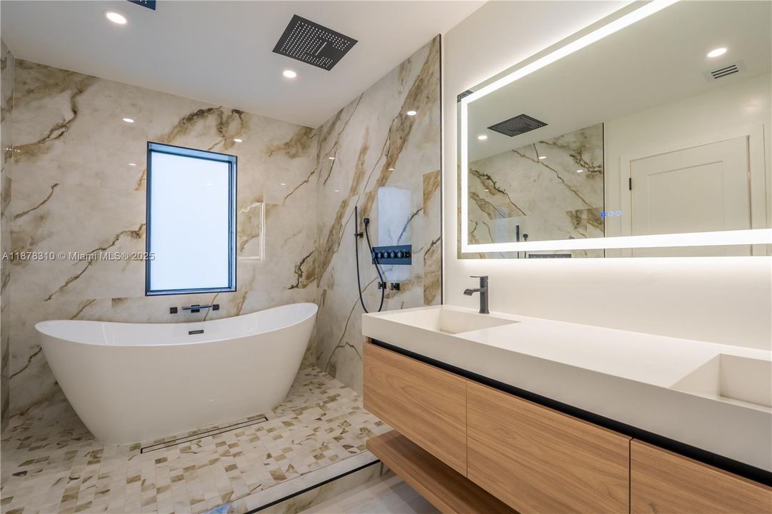 Недавно арендовано: $5,000 (4 спален, 2 ванн, 2686 Квадратных фут)