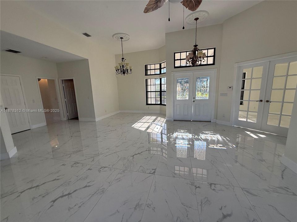 На продажу: $550,000 (3 спален, 2 ванн, 0 Квадратных фут)