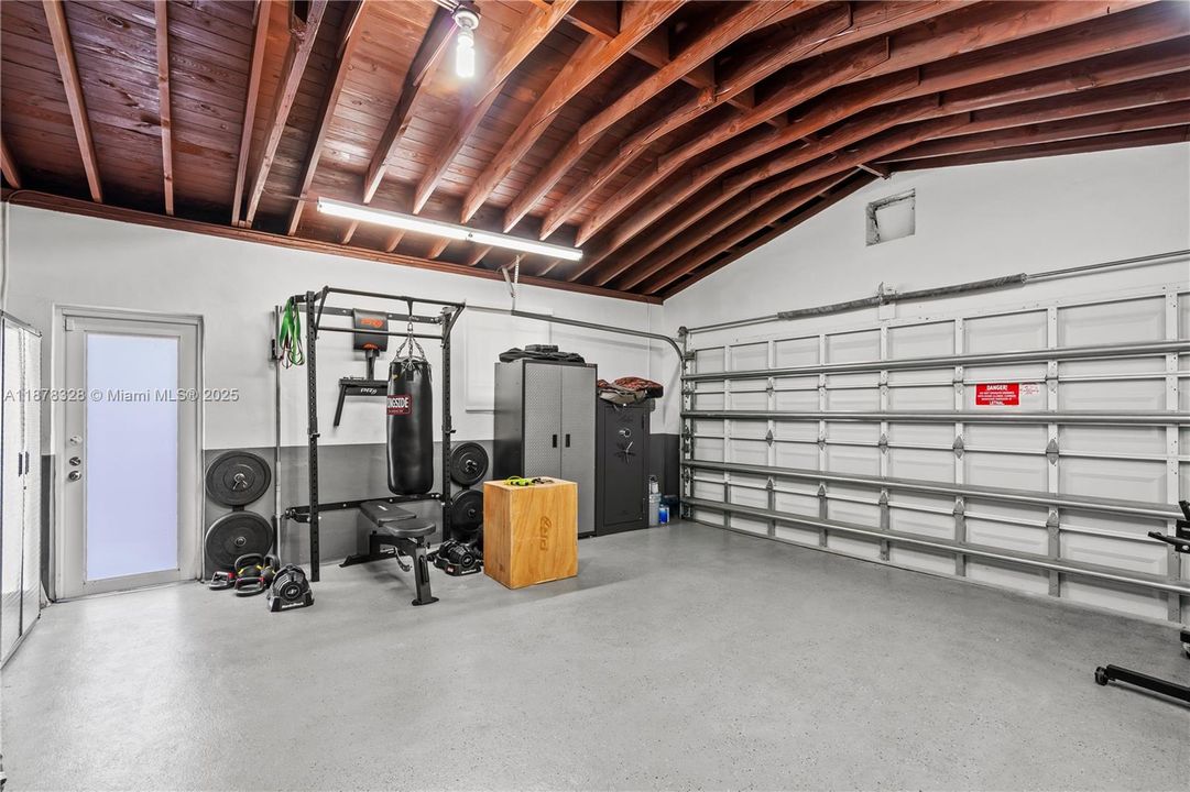 En Venta: $1,295,000 (3 camas, 2 baños, 1869 Pies cuadrados)