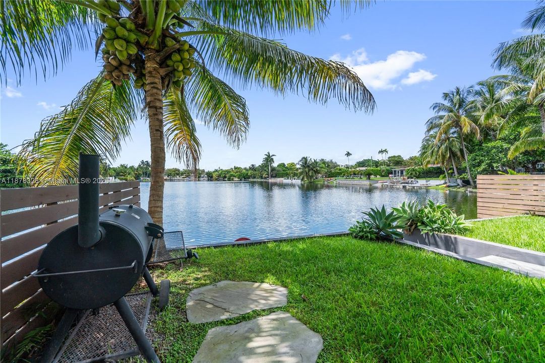 En Venta: $1,295,000 (3 camas, 2 baños, 1869 Pies cuadrados)