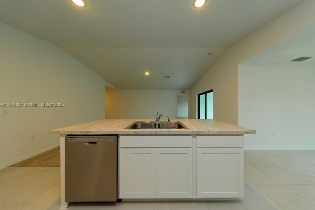 На продажу: $314,500 (4 спален, 2 ванн, 0 Квадратных фут)