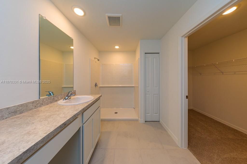 На продажу: $314,500 (4 спален, 2 ванн, 0 Квадратных фут)