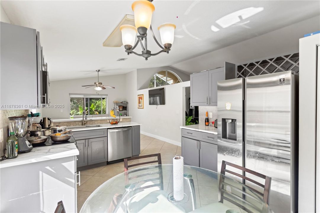 For Sale: $699,000 (4 beds, 2 baths, 1777 Square Feet)