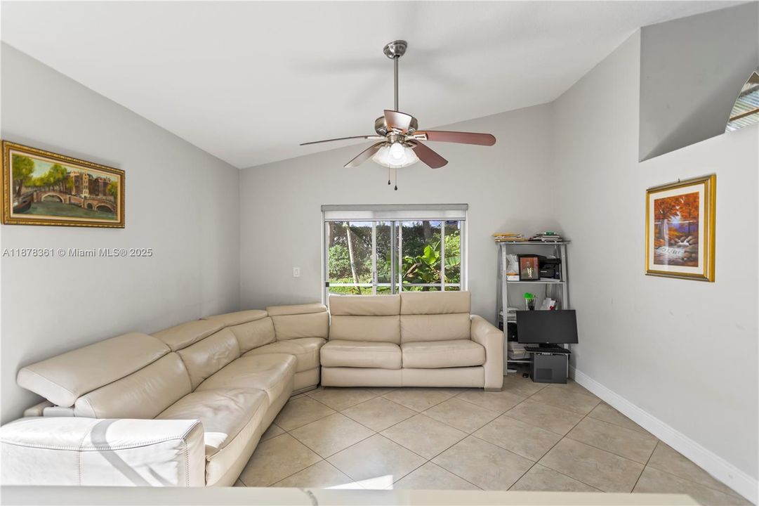 For Sale: $699,000 (4 beds, 2 baths, 1777 Square Feet)