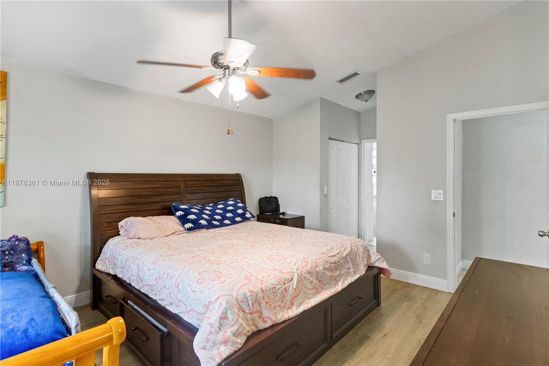 For Sale: $699,000 (4 beds, 2 baths, 1777 Square Feet)