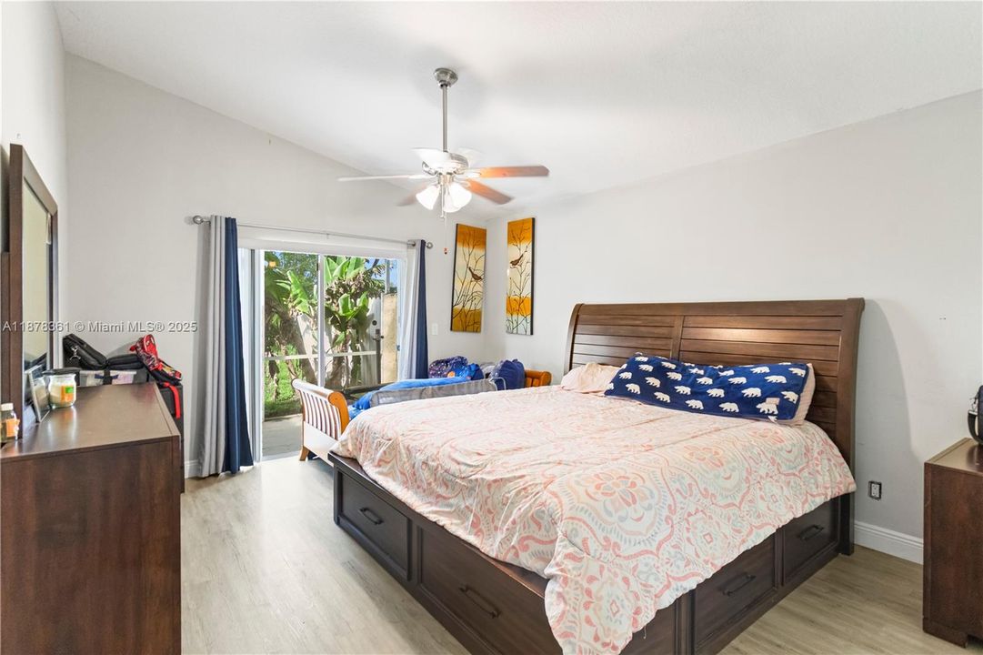 For Sale: $699,000 (4 beds, 2 baths, 1777 Square Feet)