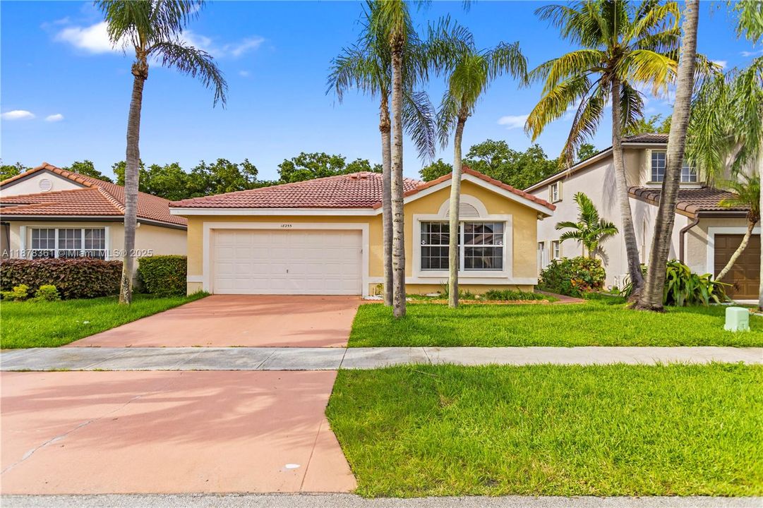 For Sale: $699,000 (4 beds, 2 baths, 1777 Square Feet)