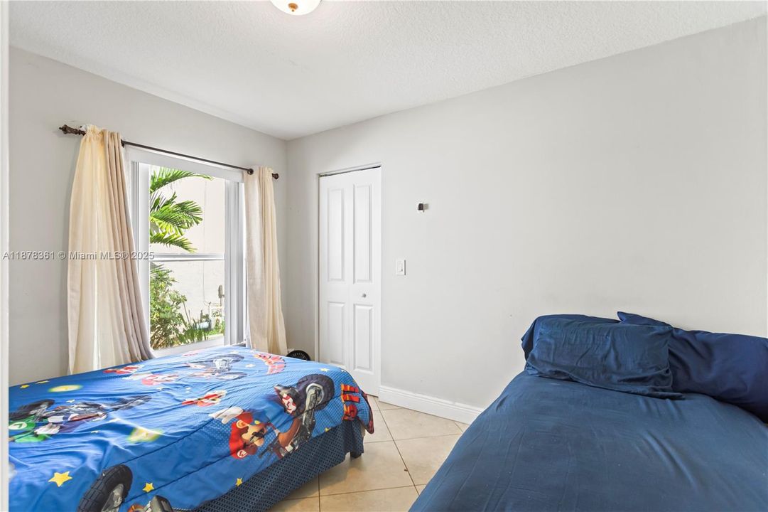 For Sale: $699,000 (4 beds, 2 baths, 1777 Square Feet)