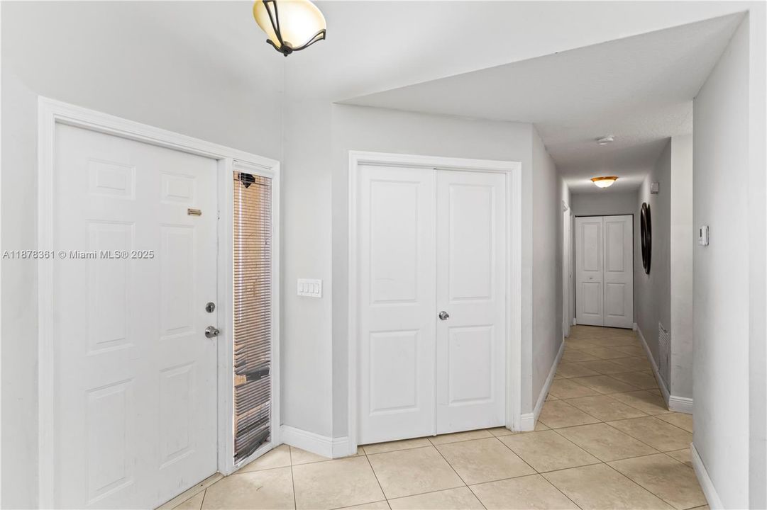 For Sale: $699,000 (4 beds, 2 baths, 1777 Square Feet)