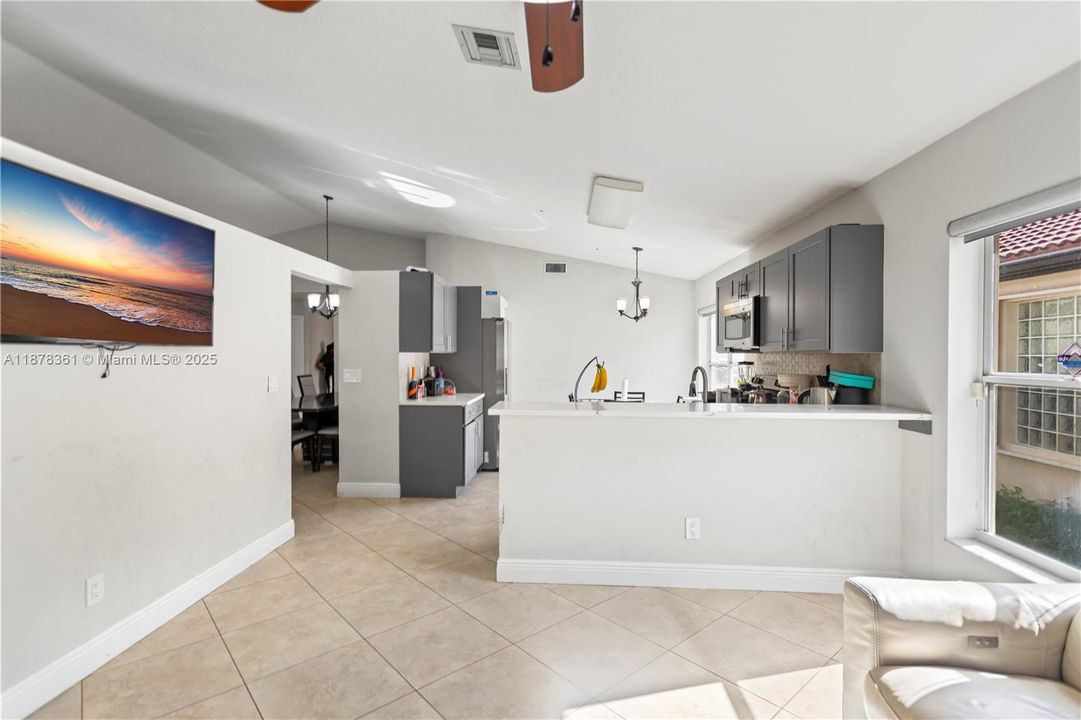 For Sale: $699,000 (4 beds, 2 baths, 1777 Square Feet)