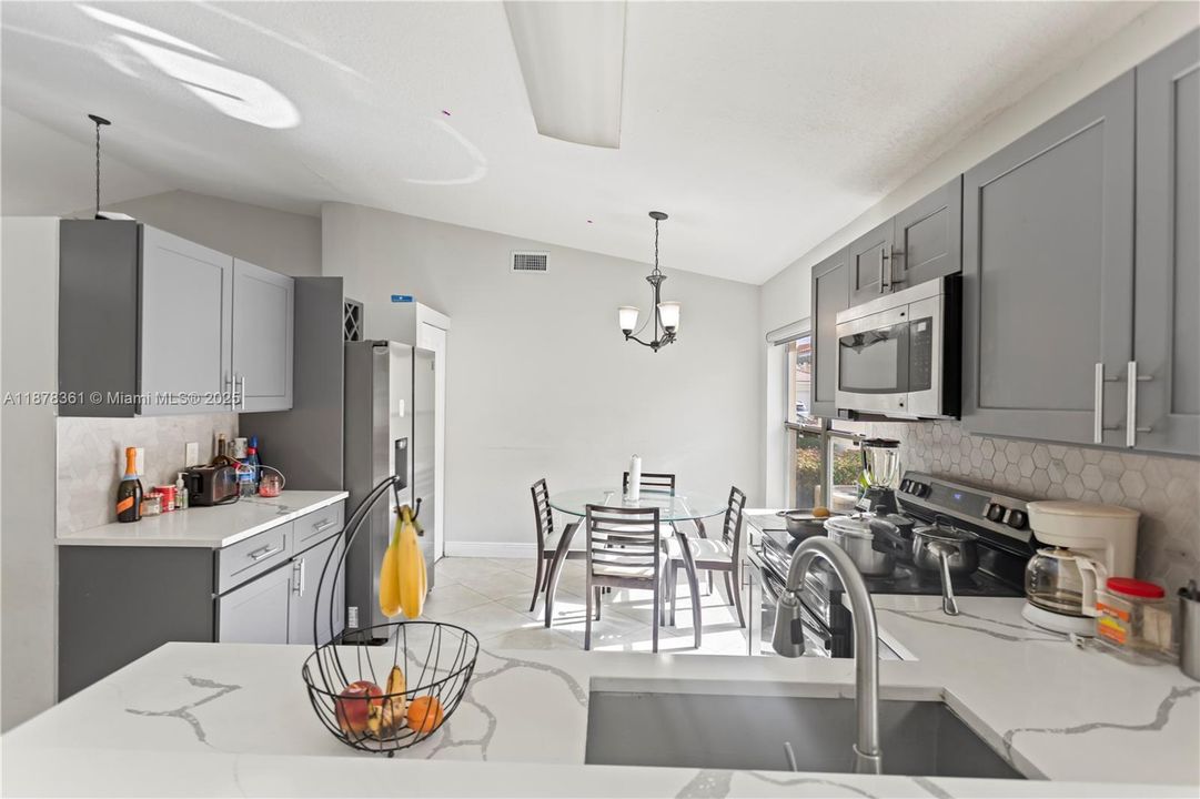 For Sale: $699,000 (4 beds, 2 baths, 1777 Square Feet)