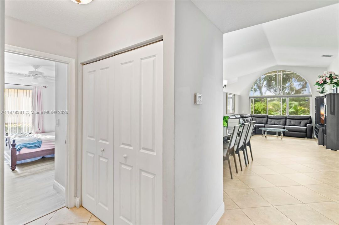 For Sale: $699,000 (4 beds, 2 baths, 1777 Square Feet)