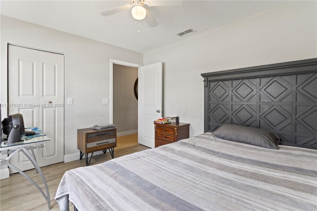 For Sale: $699,000 (4 beds, 2 baths, 1777 Square Feet)