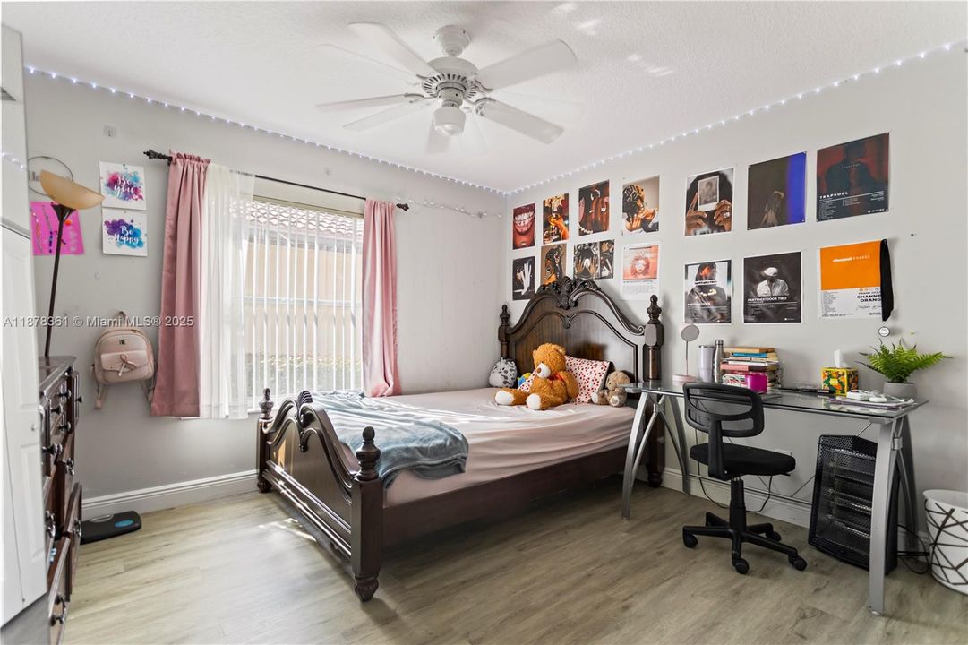 For Sale: $699,000 (4 beds, 2 baths, 1777 Square Feet)