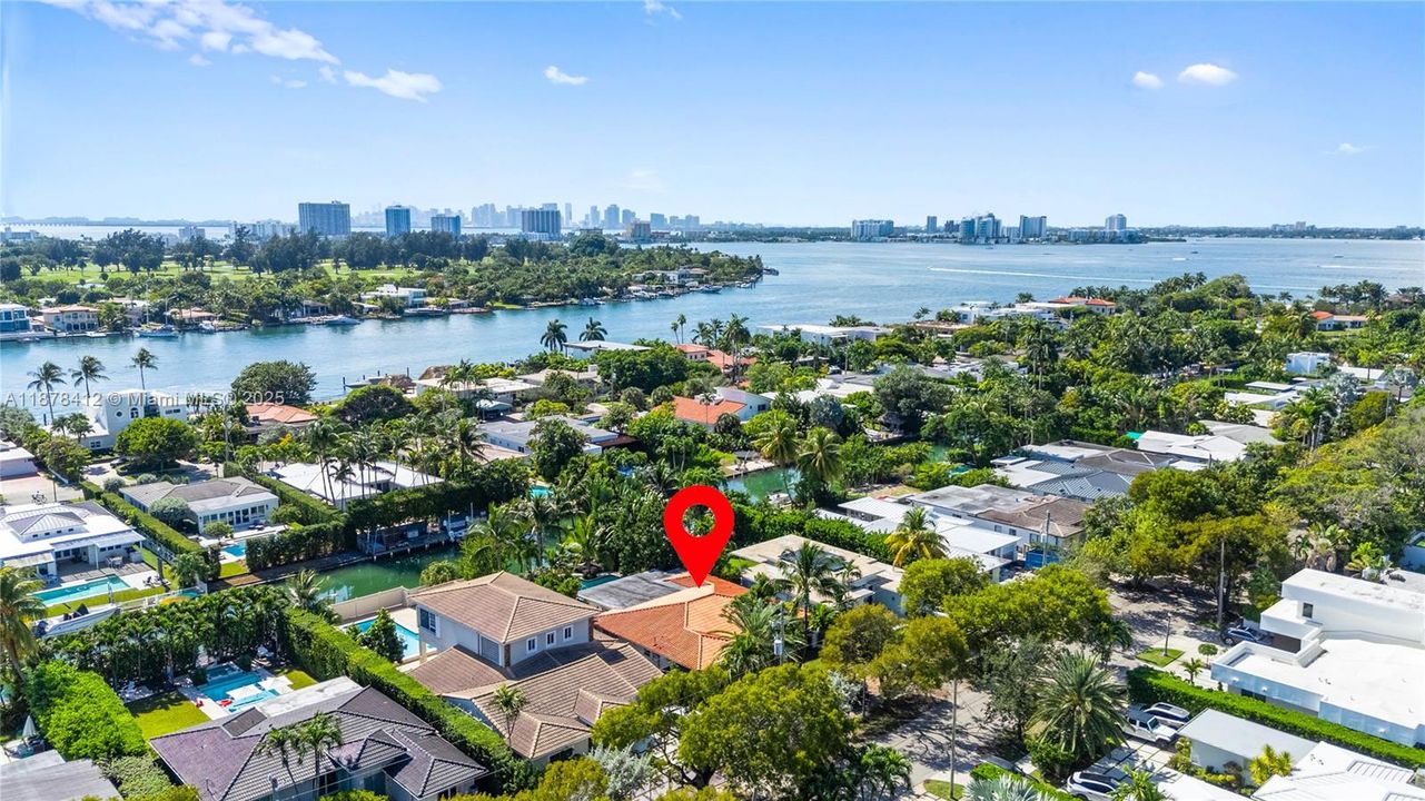 На продажу: $2,790,000 (3 спален, 2 ванн, 2782 Квадратных фут)