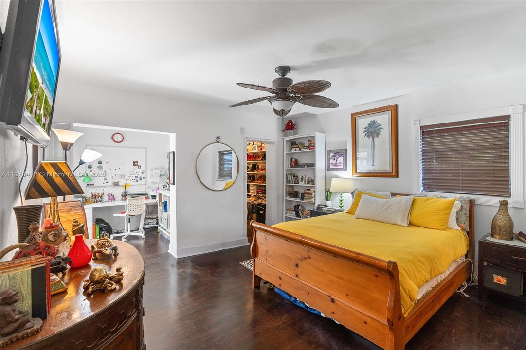 На продажу: $2,790,000 (3 спален, 2 ванн, 2782 Квадратных фут)