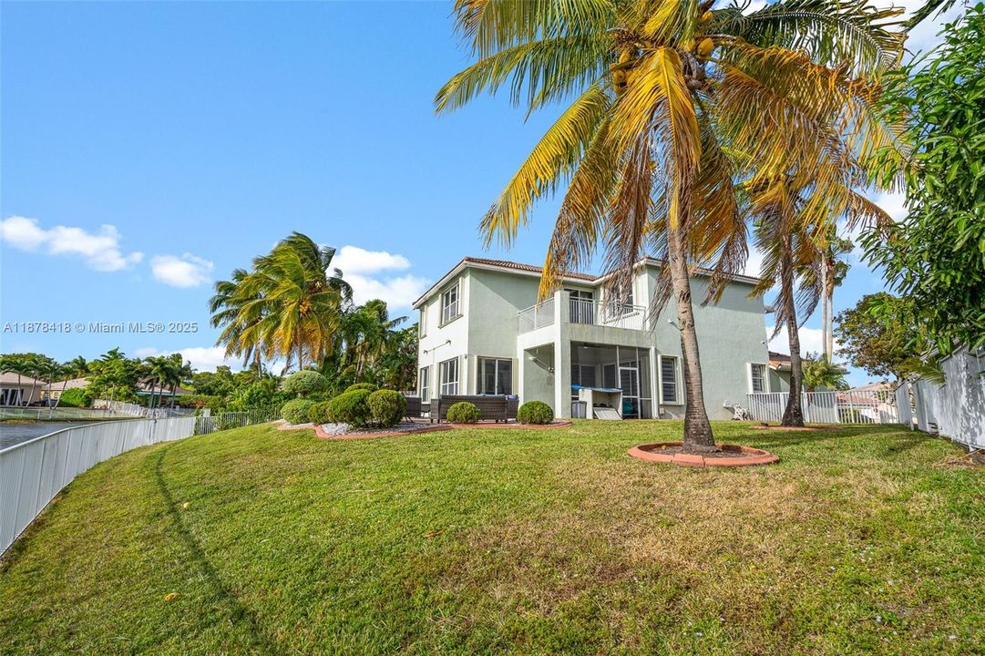 В аренду: $6,500 (4 спален, 3 ванн, 3080 Квадратных фут)