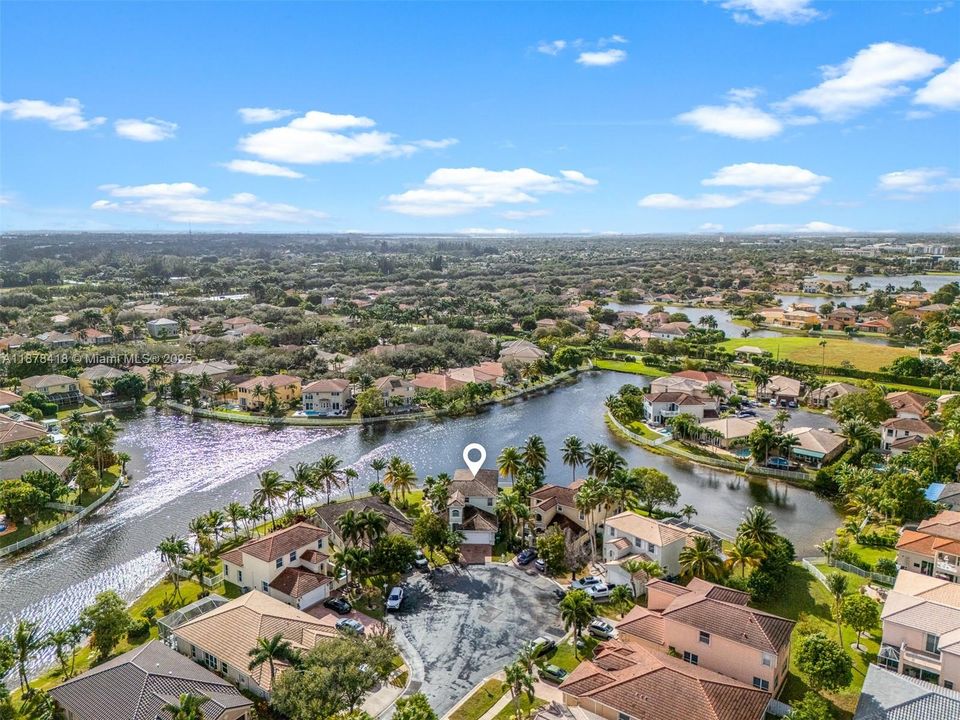 В аренду: $6,500 (4 спален, 3 ванн, 3080 Квадратных фут)