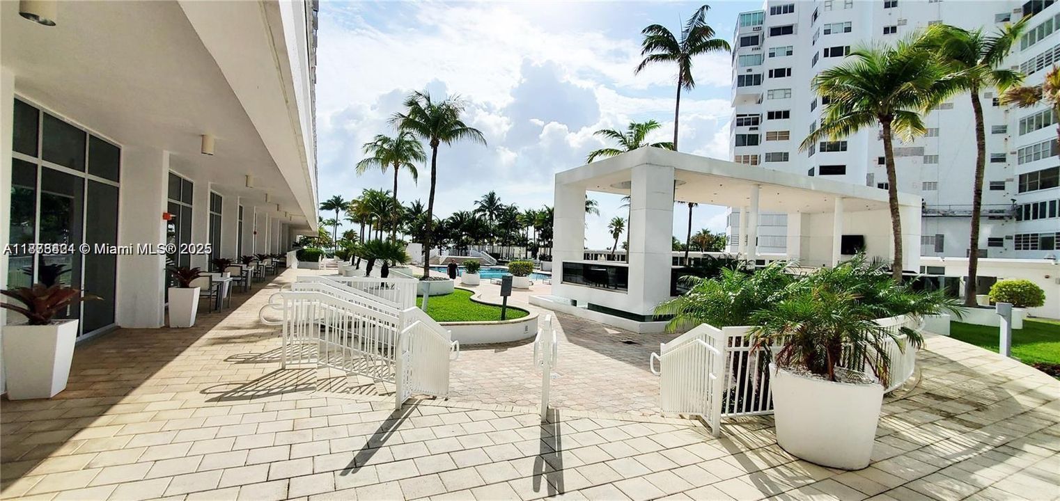 En Venta: $990,000 (2 camas, 2 baños, 1056 Pies cuadrados)