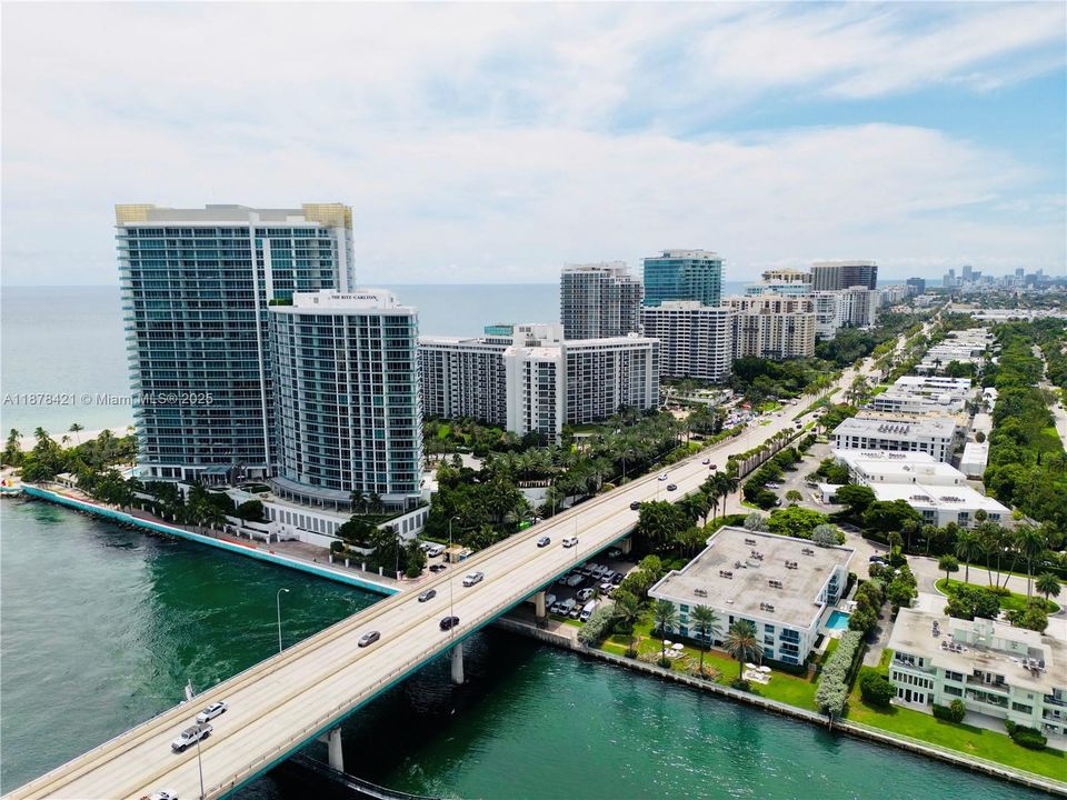 En Venta: $990,000 (2 camas, 2 baños, 1056 Pies cuadrados)