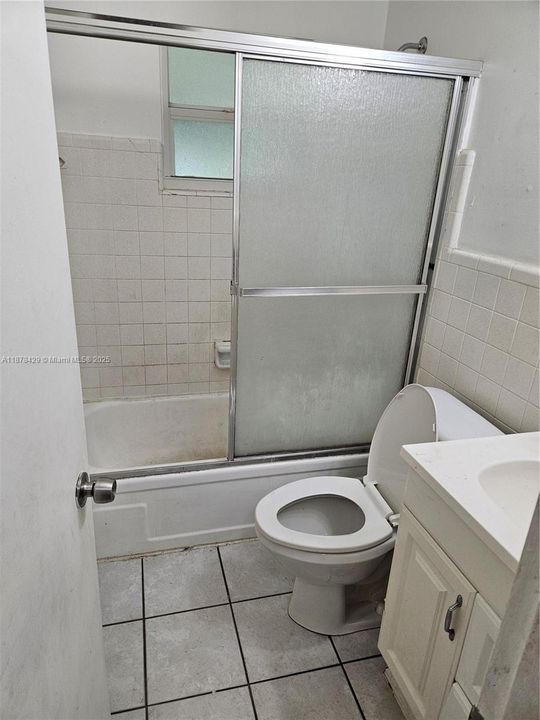 出租: $2,100 (2 贝兹, 1 浴室, 0 平方英尺)