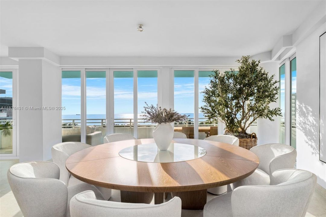 Recently Sold: $5,500,000 (3 beds, 3 baths, 2786 Square Feet)