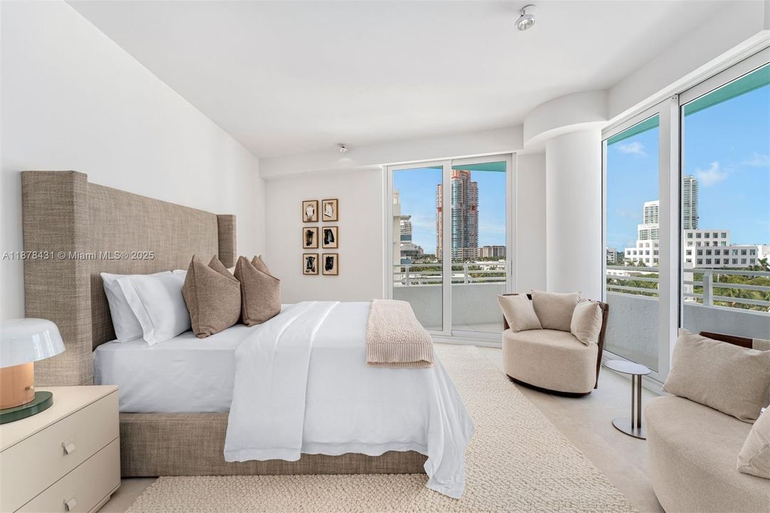 Recently Sold: $5,500,000 (3 beds, 3 baths, 2786 Square Feet)