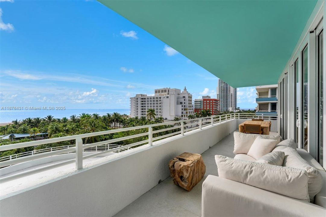 Recently Sold: $5,500,000 (3 beds, 3 baths, 2786 Square Feet)