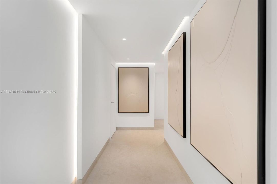 Recently Sold: $5,500,000 (3 beds, 3 baths, 2786 Square Feet)