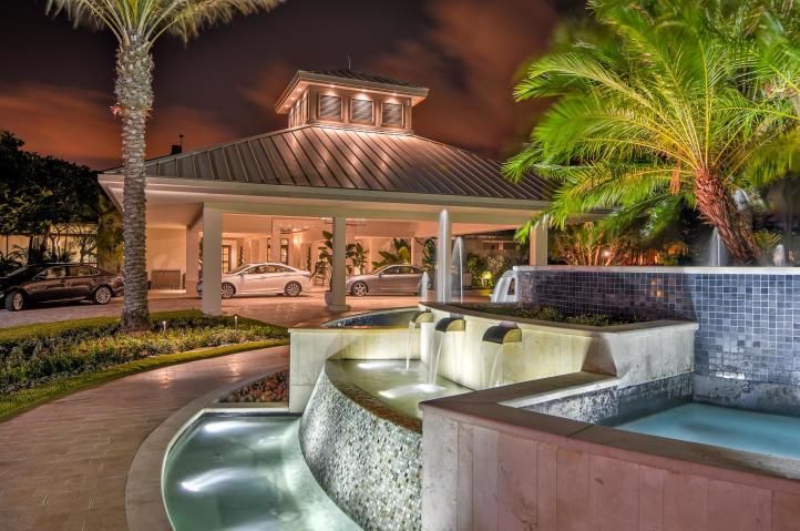 3_Main Clubhouse