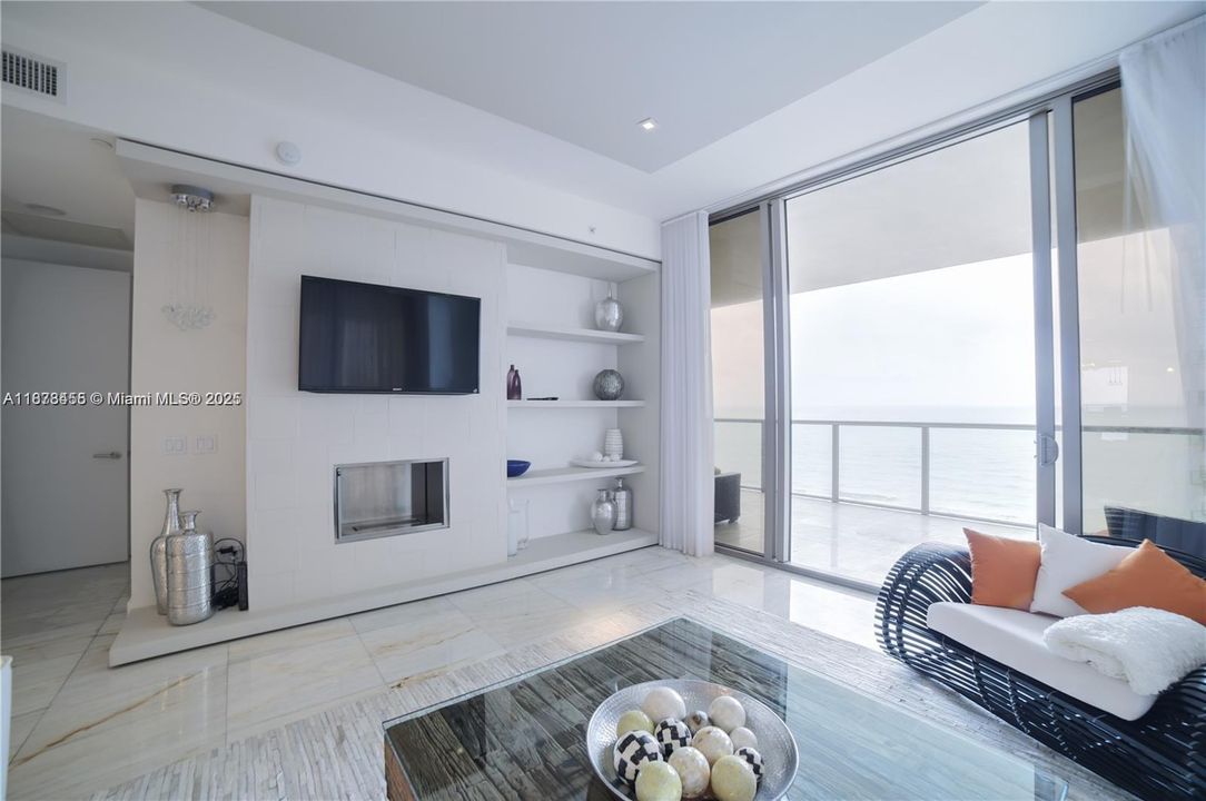 En Renta: $23,000 (2 camas, 2 baños, 1685 Pies cuadrados)