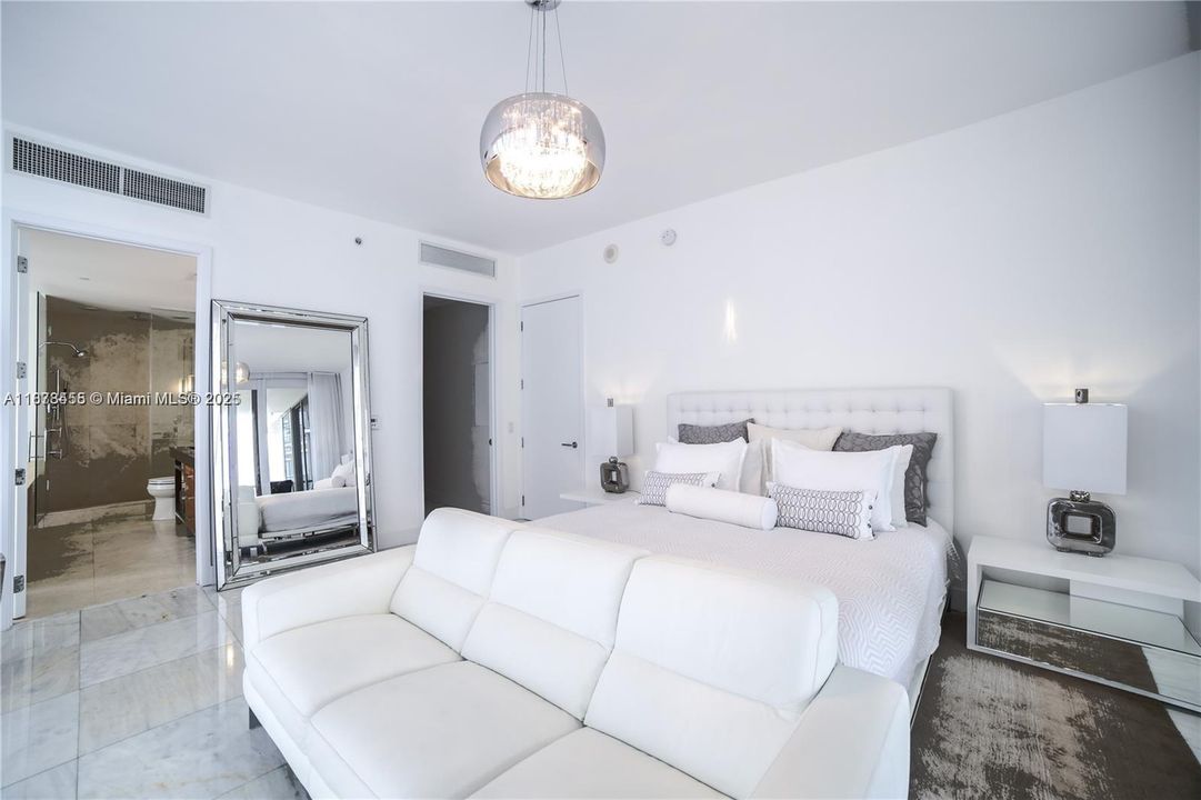 En Renta: $23,000 (2 camas, 2 baños, 1685 Pies cuadrados)