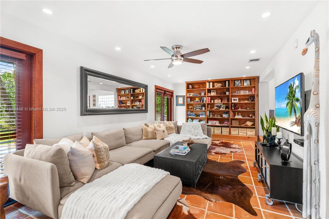 For Sale: $1,800,000 (3 beds, 2 baths, 2048 Square Feet)