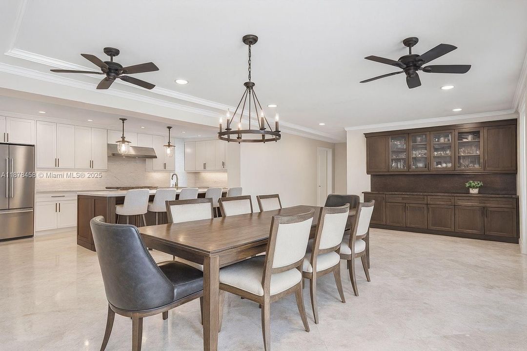 For Sale: $2,490,000 (5 beds, 4 baths, 2759 Square Feet)