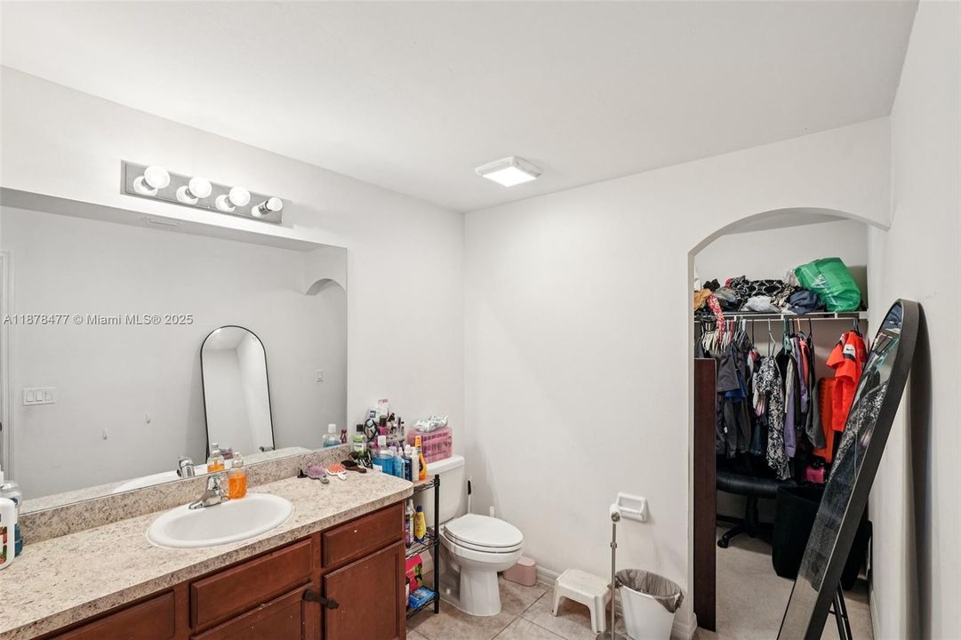 En Venta: $275,000 (3 camas, 2 baños, 0 Pies cuadrados)