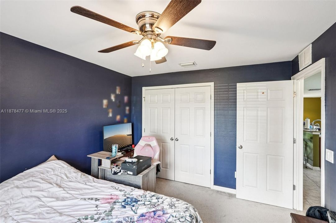 En Venta: $275,000 (3 camas, 2 baños, 0 Pies cuadrados)