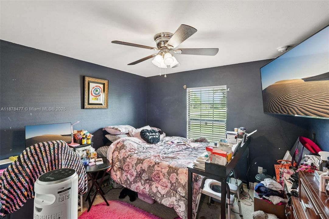 En Venta: $275,000 (3 camas, 2 baños, 0 Pies cuadrados)