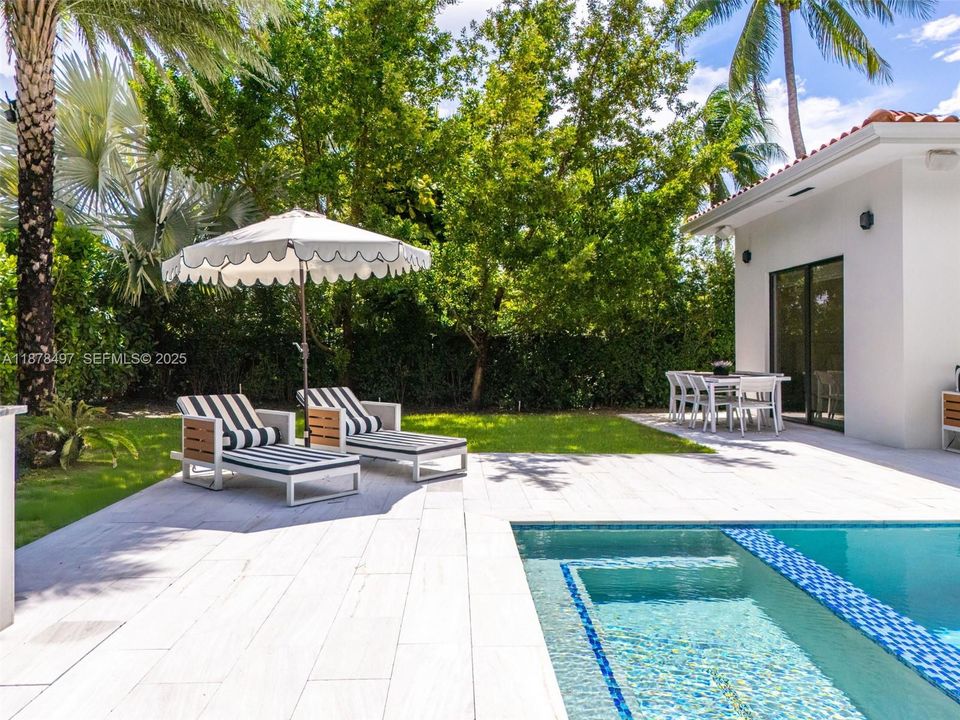 For Sale: $4,500,000 (4 beds, 4 baths, 2455 Square Feet)