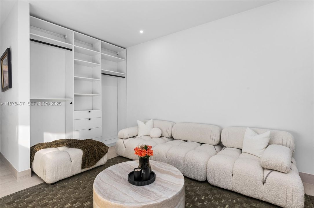 For Sale: $4,500,000 (4 beds, 4 baths, 2455 Square Feet)