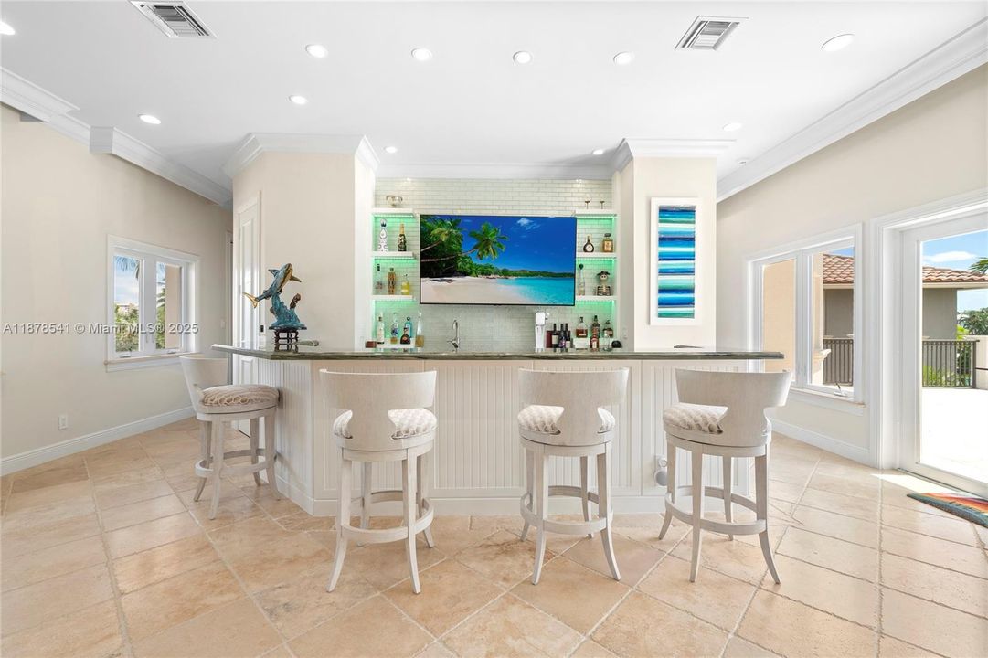 На продажу: $5,495,000 (5 спален, 6 ванн, 6613 Квадратных фут)