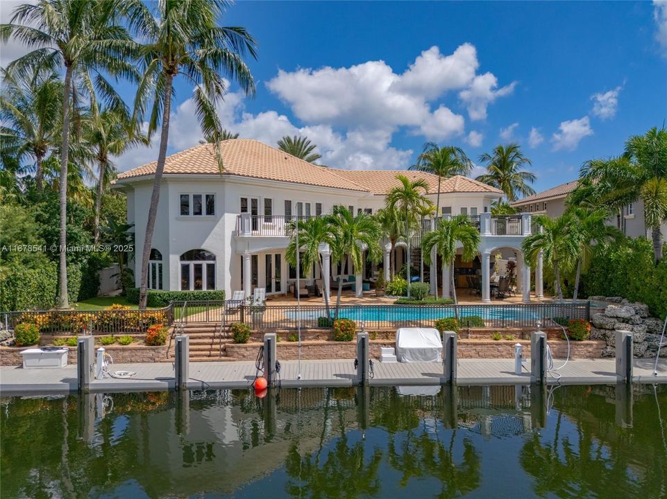 На продажу: $5,495,000 (5 спален, 6 ванн, 6613 Квадратных фут)