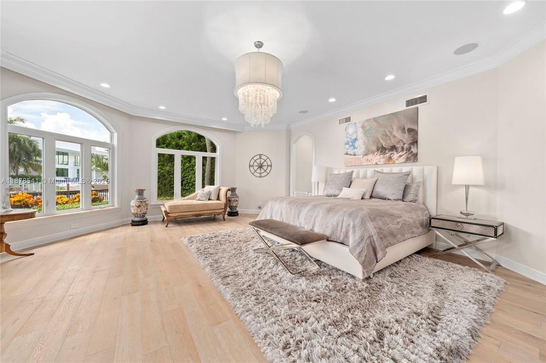 На продажу: $5,495,000 (5 спален, 6 ванн, 6613 Квадратных фут)