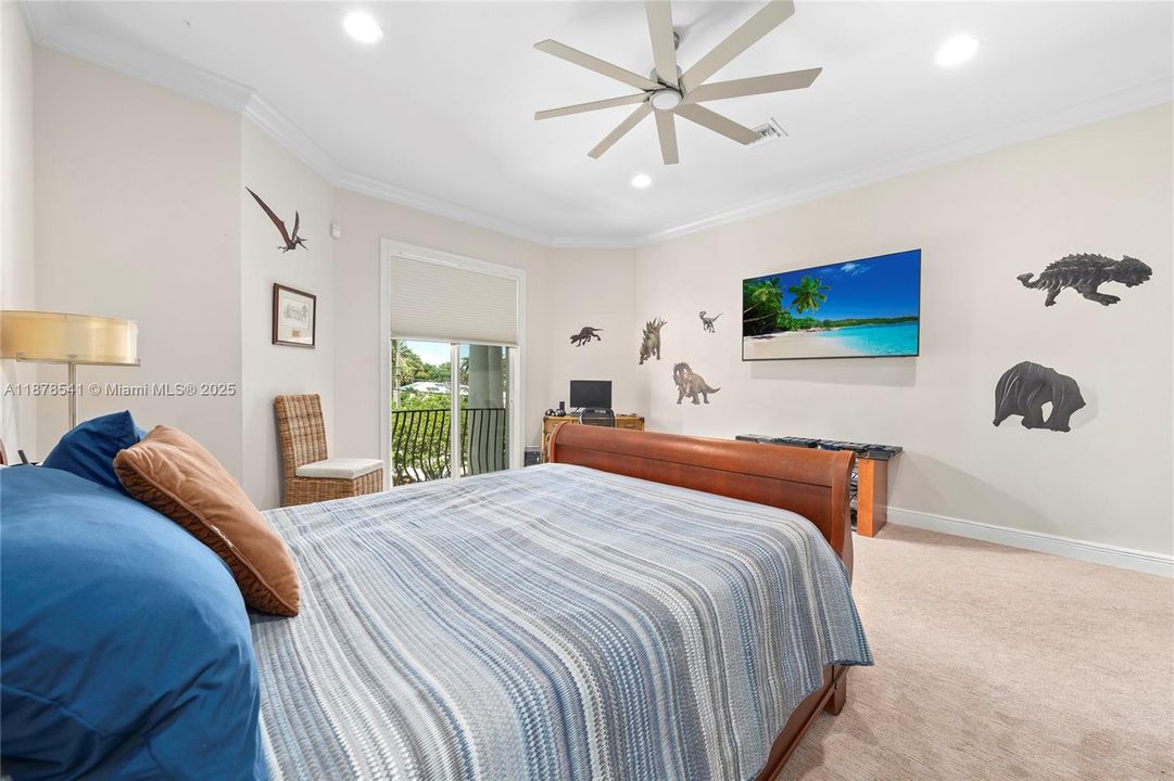 На продажу: $5,495,000 (5 спален, 6 ванн, 6613 Квадратных фут)