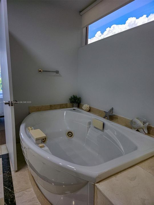 En Venta: $1,450,000 (2 camas, 2 baños, 1590 Pies cuadrados)