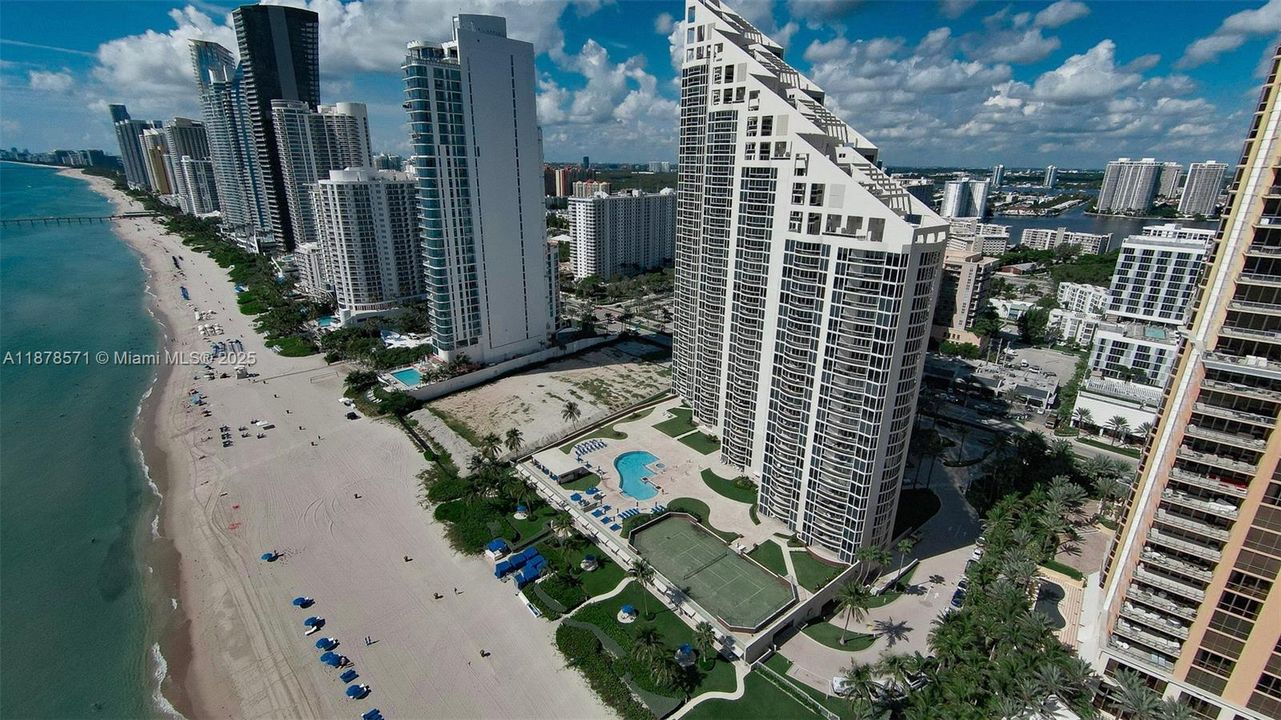 En Venta: $1,450,000 (2 camas, 2 baños, 1590 Pies cuadrados)