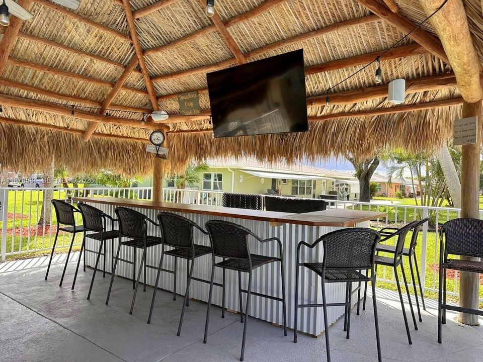 Community Tiki Bar