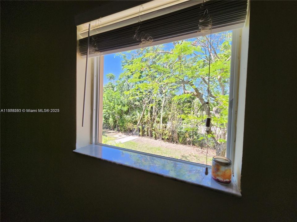 最近租的: $2,100 (3 贝兹, 2 浴室, 1092 平方英尺)