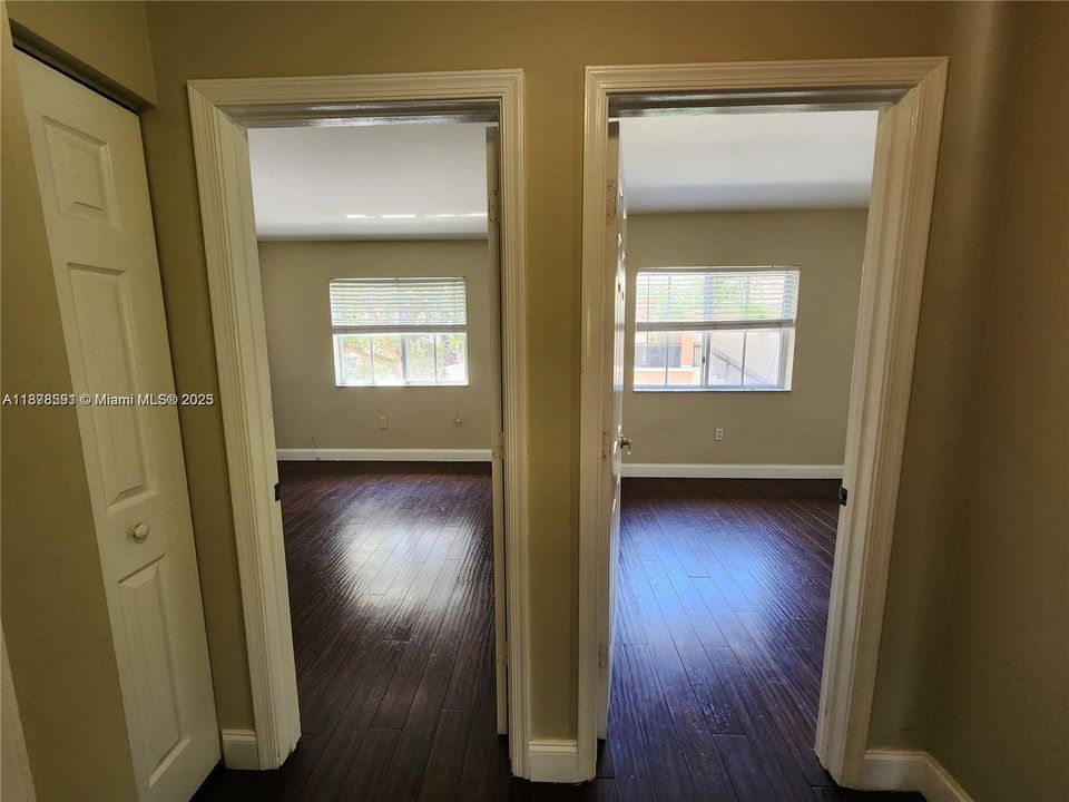 最近租的: $2,100 (3 贝兹, 2 浴室, 1092 平方英尺)