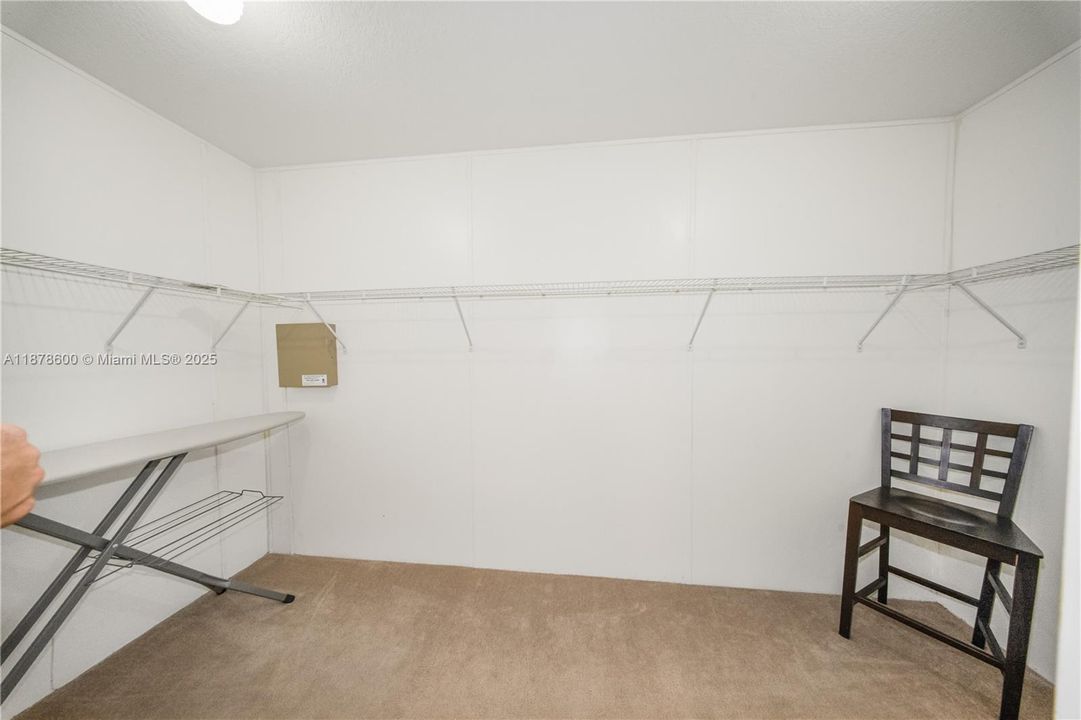 For Rent: $3,200 (4 beds, 2 baths, 0 Square Feet)